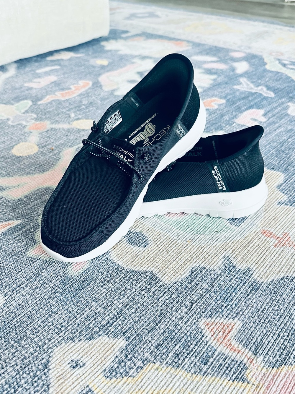 Black Skechers GO WALK Hands Free Slip-Ins  Women’s Size 6